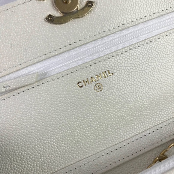 CHANEL Off White Caviar Melody Wallet on Chain w/ GHW - Picture 4 of 8